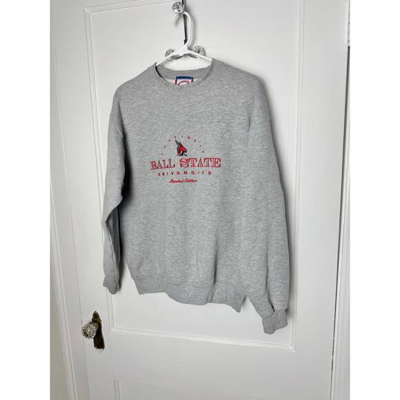 Vintage Ball State University Cardinals Gray Embroidered Crewneck Sweatshirt MED - Picture 1 of 6
